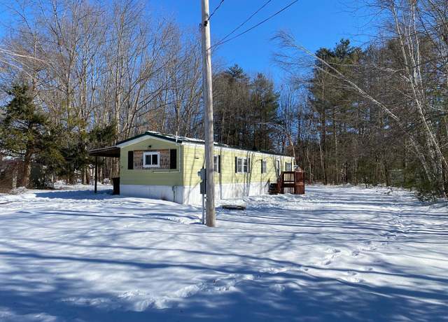 Property at 23 Bonny Eagle Blvd, Buxton, ME 04093, 2 beds, 1 bath