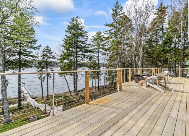 Property at 258 Gun Point Rd, Harpswell, ME 04079, 4 beds, 3.5 baths
