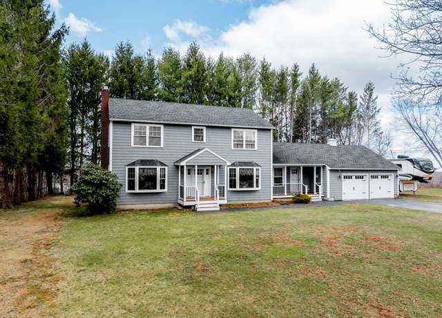 Property at 98 Judson Blvd, Bangor, ME 04401, 3 beds, 3.5 baths