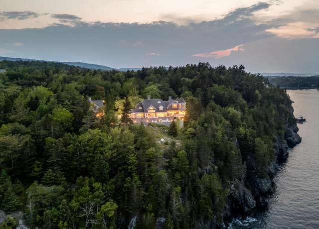 Property at 62 Sols Cliff Rd, Bar Harbor, ME 04609, 7 beds, 5.5 baths