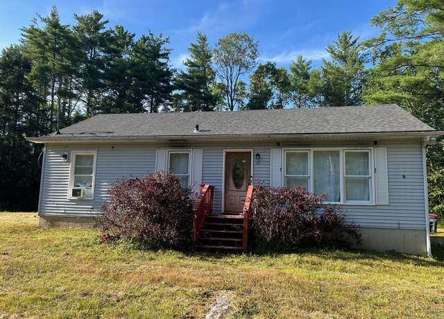 Property at 10 Shana Ln, North Berwick, ME 03906, 2 beds, 1.5 baths