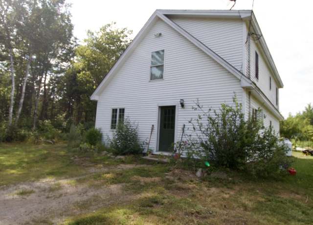 Property at 84 Old County Rd, Searsport, ME 04974, 3 beds, 2 baths