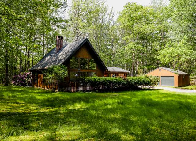 Property at 28 Sans Vue Ln, Blue Hill, ME 04614, 3 beds, 2 baths
