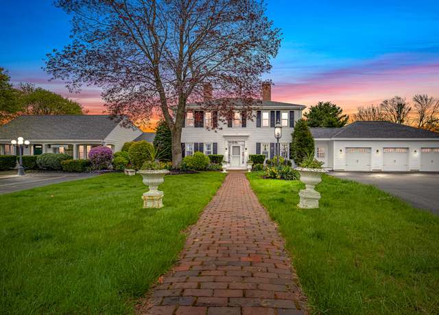 Property at 626 US Route 1, Scarborough, ME 04074, 4 beds, 3.5 baths