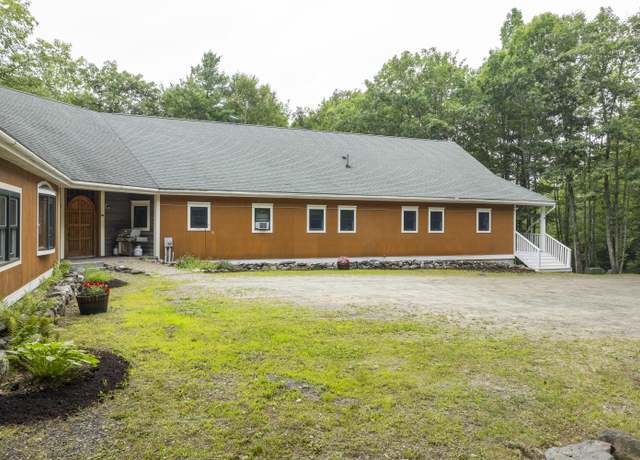 Property at 50 Briarwood Ln, Edgecomb, ME 04556, 4 beds, 2.5 baths