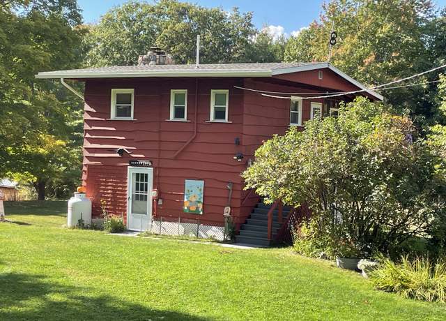 Property at 145 Orchard Rd, Sebago, ME 04029, 2 beds, 1.5 baths