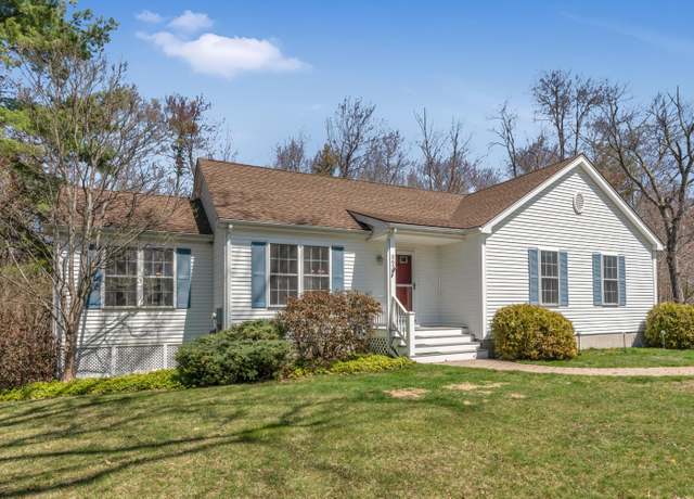 Property at 863 Littlefield Rd, Wells, ME 04090, 3 beds, 2 baths