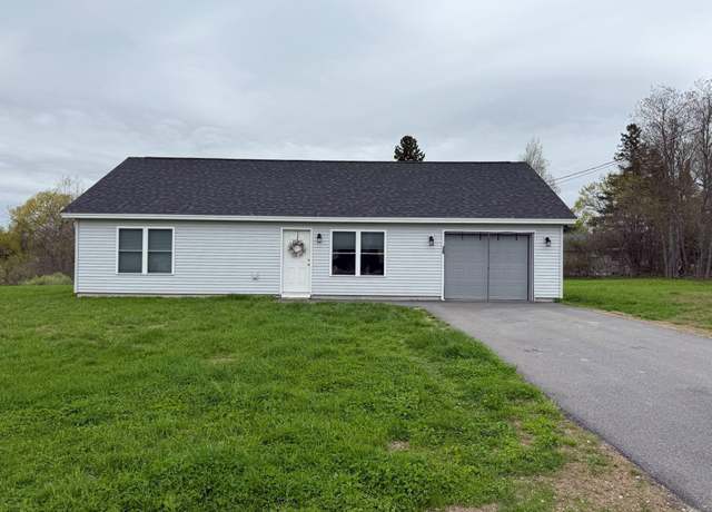 Property at 26 Stearns Farm Rd, Hampden, ME 04444, 2 beds, 1 bath