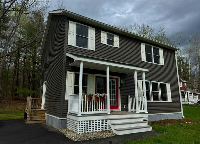 Property at 37 Coe St, Auburn, ME 04210, 3 beds, 2.5 baths