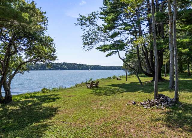 Property at 189 Basin Point Rd, Harpswell, ME 04079, 2 beds, 1 bath