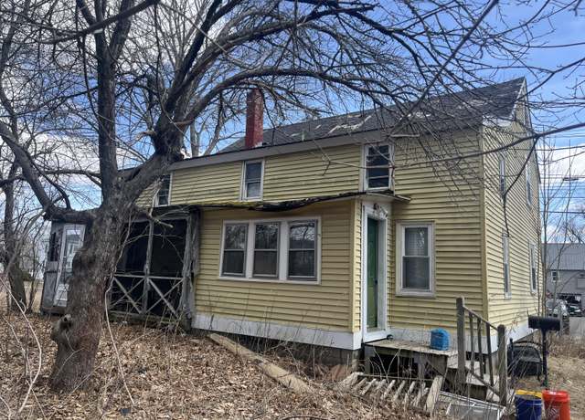 Property at 46 State St, Augusta, ME 04330, 3 beds, 1.5 baths