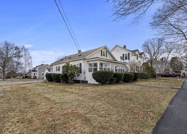 Property at 242 7th St, Bangor, ME 04401, 3 beds, 1.5 baths