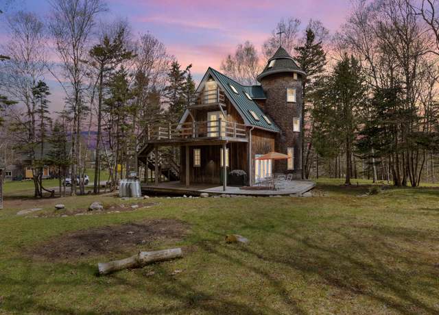 Property at 832 Main Rd, Islesboro, ME 04848, 5 beds, 3 baths