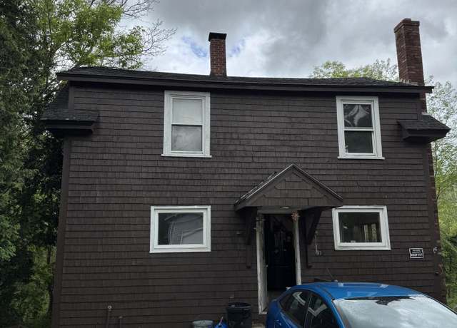 Property at 93 Randall Rd, Lewiston, ME 04240, 3 beds, 1 bath