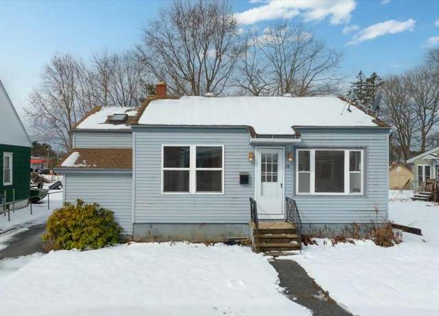 Property at 85 Fairlawn Ave, Lewiston, ME 04240, 3 beds, 1 bath