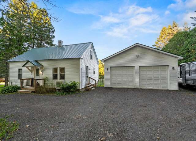 Property at 51 Annis Rd, Hermon, ME 04401, 3 beds, 2 baths