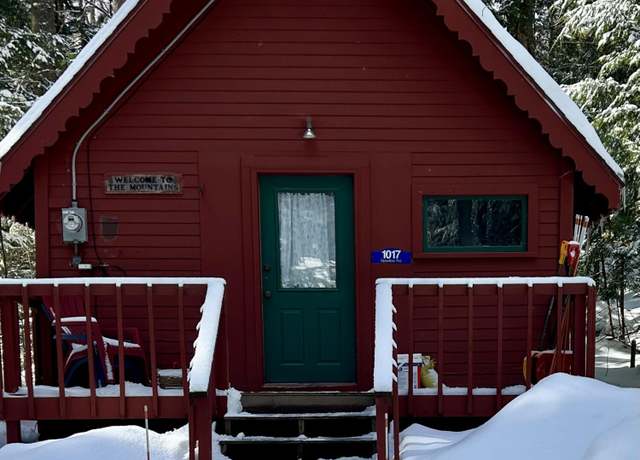 Property at 1017 Spurline Rd, Carrabassett Valley, ME 04947, 1 bed, 1 bath