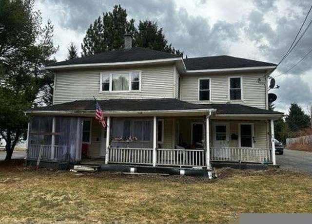 Property at 118 Saint Bruno St, Van Buren, ME 04785, 4 beds, 2 baths