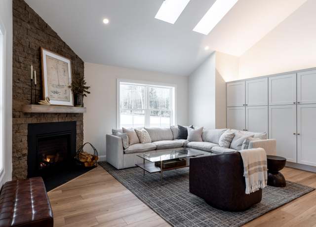 Property at 4 Daybreak Ln #4, Windham, ME 04062, 2 beds, 2 baths