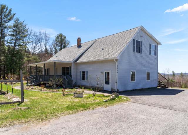 Property at 1434 North Rd, Mount Vernon, ME 04352, 4 beds, 4 baths