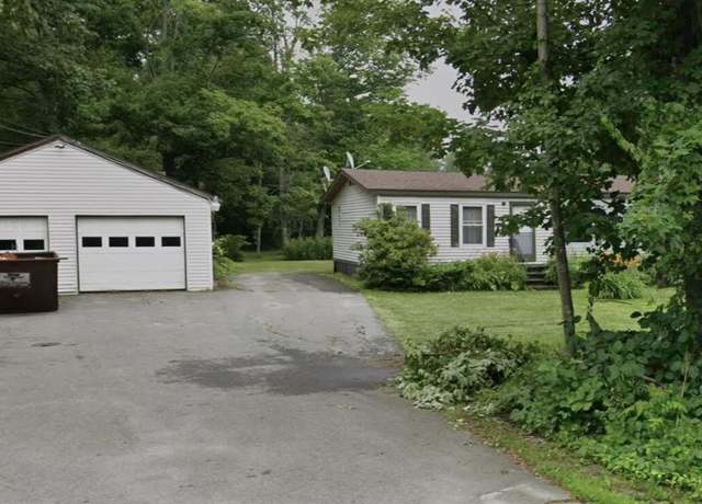 Property at 80 Middle Rd, Oakland, ME 04963, 3 beds, 2 baths