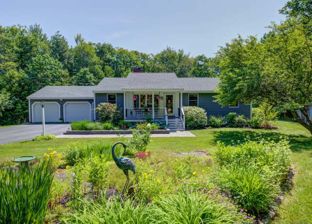 Property at 46 Blackberry Ln, Cumberland, ME 04021, 4 beds, 3 baths