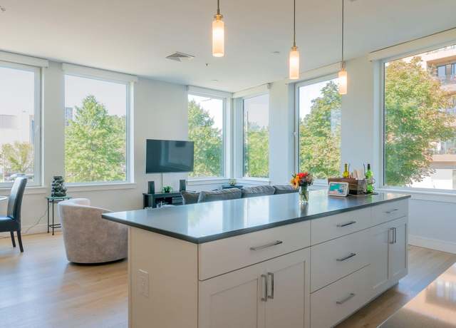 Property at 167 Newbury St #206, Portland, ME 04101, 2 beds, 2 baths