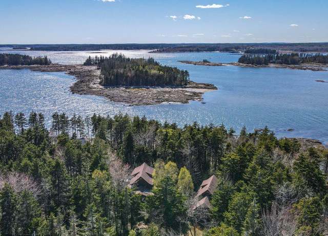 Property at 169 Island Ave, Saint George, ME 04859, 2 beds, 3 baths