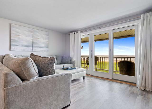 Property at 105 E Grand Ave #7, Old Orchard Beach, ME 04064, 1 bed, 1 bath
