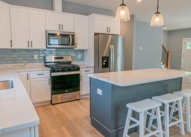 Property at 7 Parsonage Rd #6, North Yarmouth, ME 04097, 3 beds, 2.5 baths