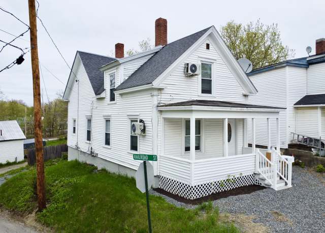 Property at 46 French St, Skowhegan, ME 04976, 4 beds, 1 bath