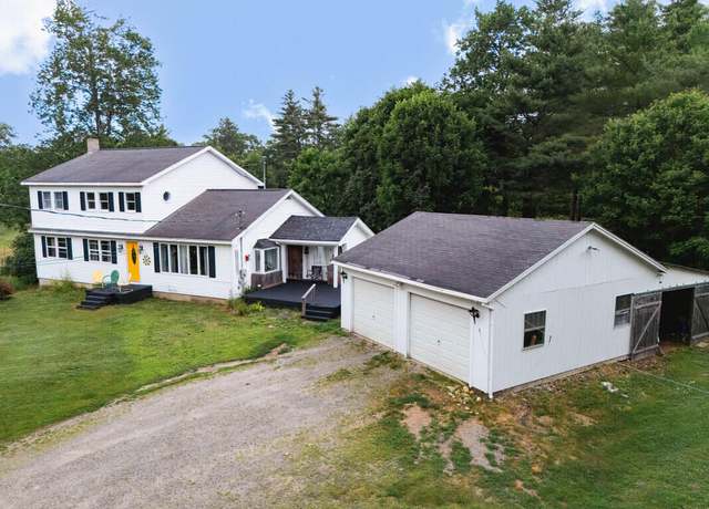 Property at 252 Meadowhill Rd, Manchester, ME 04351, 5 beds, 2 baths