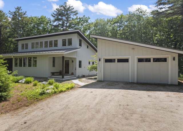 Property at 28 Grover's Xing, Freeport, ME 04032, 2 beds, 2.5 baths