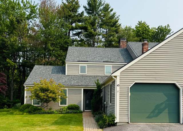 Property at 45 Foreside Common Rd #45, Falmouth, ME 04105, 3 beds, 2 baths