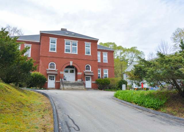 Property at 85 Middle St #6, Hallowell, ME 04347, 2 beds, 1 bath
