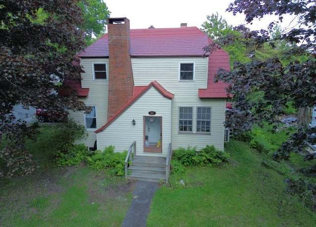 Property at 141 Sewall St, Augusta, ME 04330, 3 beds, 2 baths