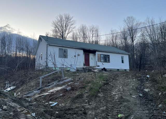 Property at 527 Canaan Rd, Hartland, ME 04943, 2 beds, 1 bath