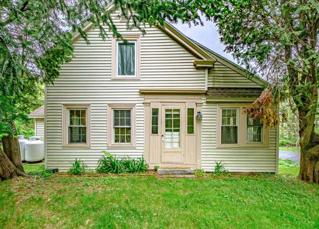 Property at 41 Bolton Hill Rd, Augusta, ME 04330, 3 beds, 1 bath