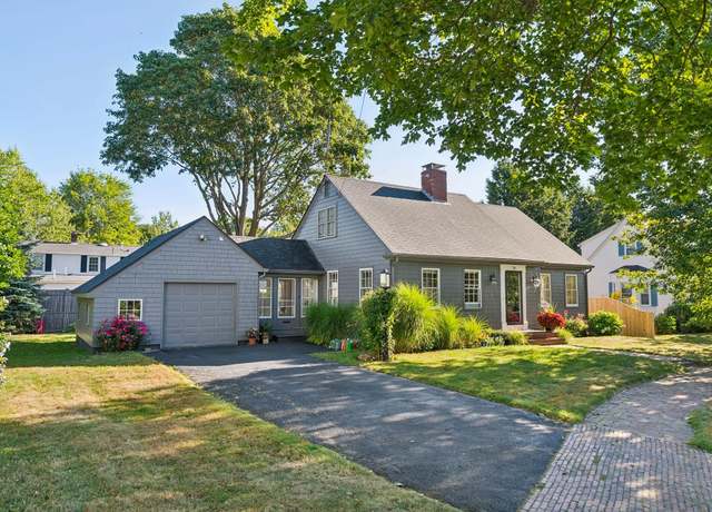 Property at 24 Bay View Dr, Portland, ME 04103, 2 beds, 1.5 baths