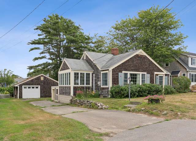 Property at 12 Summit Ter, Wells, ME 04090, 4 beds, 1.5 baths