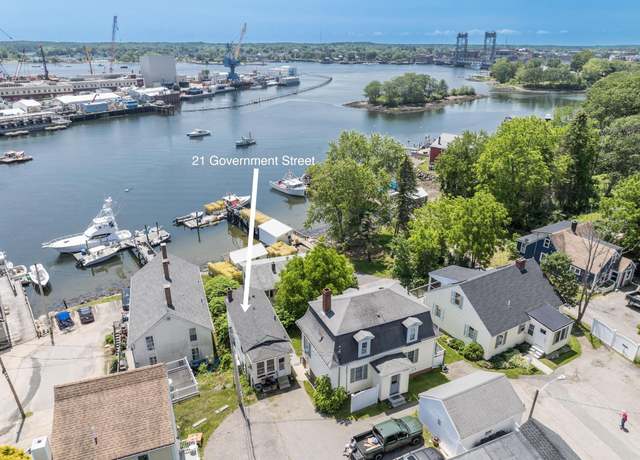 Property at 21 Government St Unit A, Kittery, ME 03904, 1 bed, 1 bath