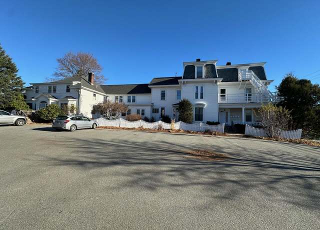 Property at 224 State St, Bangor, ME 04401, 7 beds, 7 baths