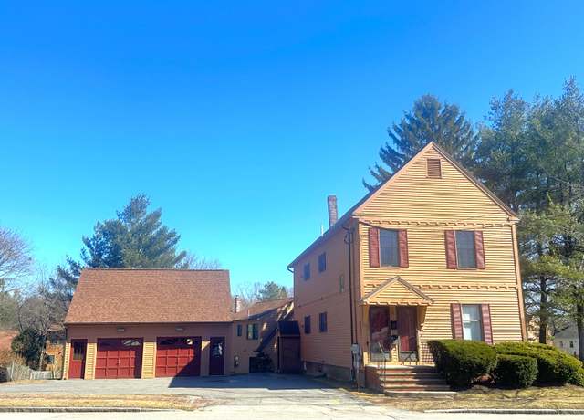 Property at 129 Stevens Ave #1, Portland, ME 04102, 2 beds, 1 bath