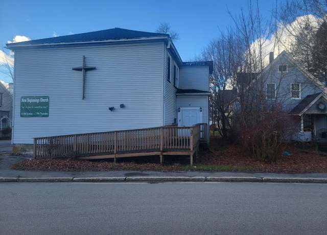 Property at 37 Water St, Rockland, ME 04841, 4 beds, 3 baths