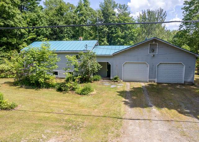 Property at 287 Swan Rd, New Sharon, ME 04955, 3 beds, 1 bath