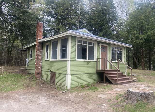 Property at 39 Salmon Rd, Madison, ME 04950, 2 beds, 1 bath