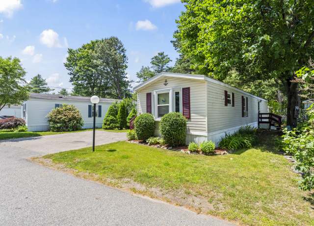 Property at 12 Goosefare Dr, Old Orchard Beach, ME 04064, 2 beds, 1 bath