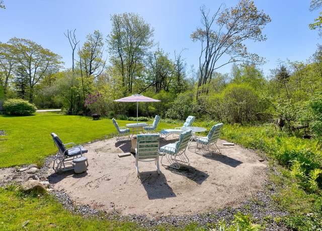 Property at 2 Wheeler Rd, Cape Elizabeth, ME 04107, 2 beds, 2 baths