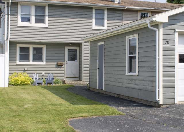 Property at 70 Mount Desert Dr, Bangor, ME 04401, 3 beds, 1.5 baths