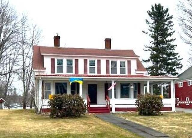 Property at 40 Lincoln St, Dover-foxcroft, ME 04426, 4 beds, 2.5 baths